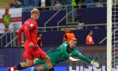 九游娱乐首页-争夺胜利，球队备战国际大赛的简单介绍