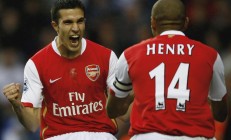 九游娱乐首页-绿茵烽火，西甲德比战术博弈与多特蒙德的火力革命