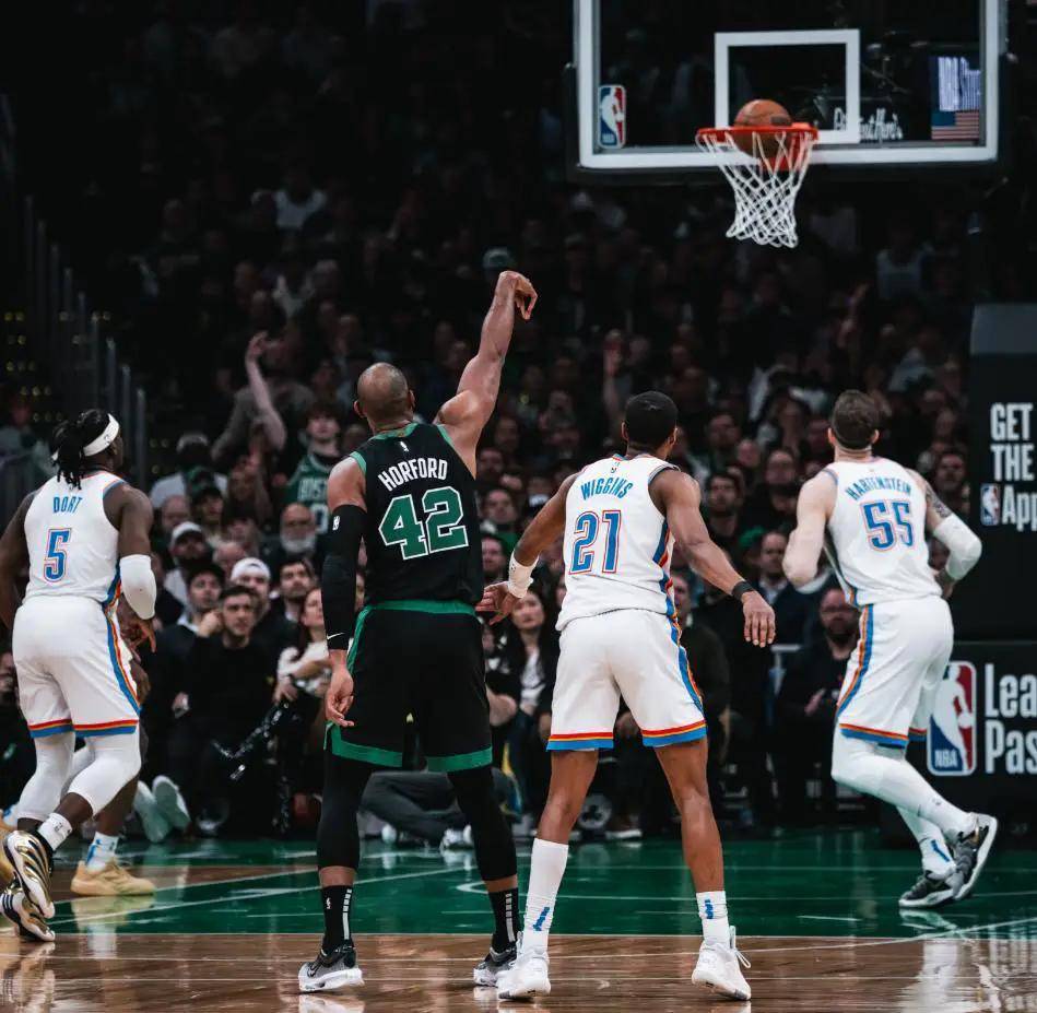 关于凯尔特人B队血洗雷霆，莫兰特制霸全场的信息