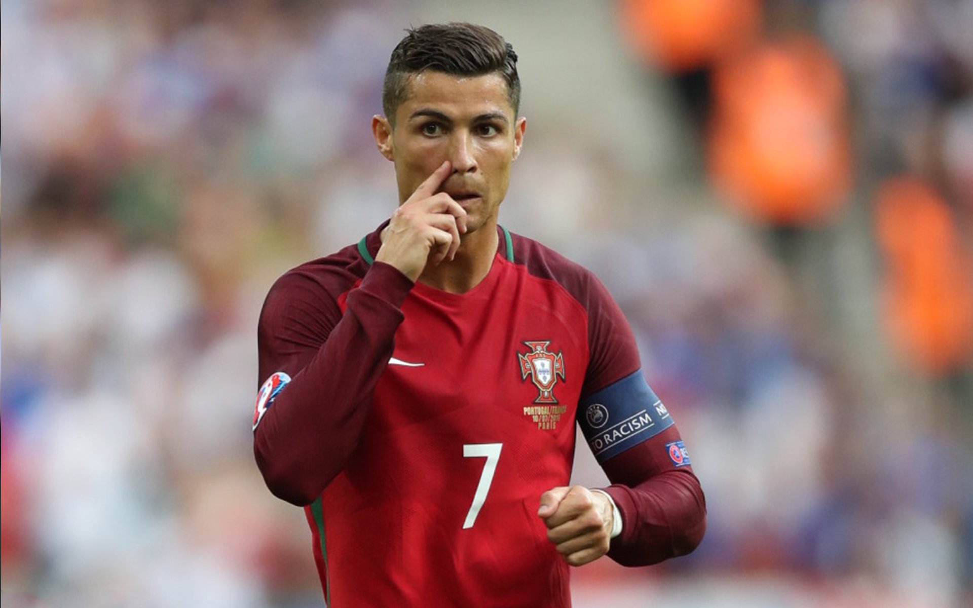 双城记，当NBA季后赛的硝烟遇见欧冠的绿茵战场