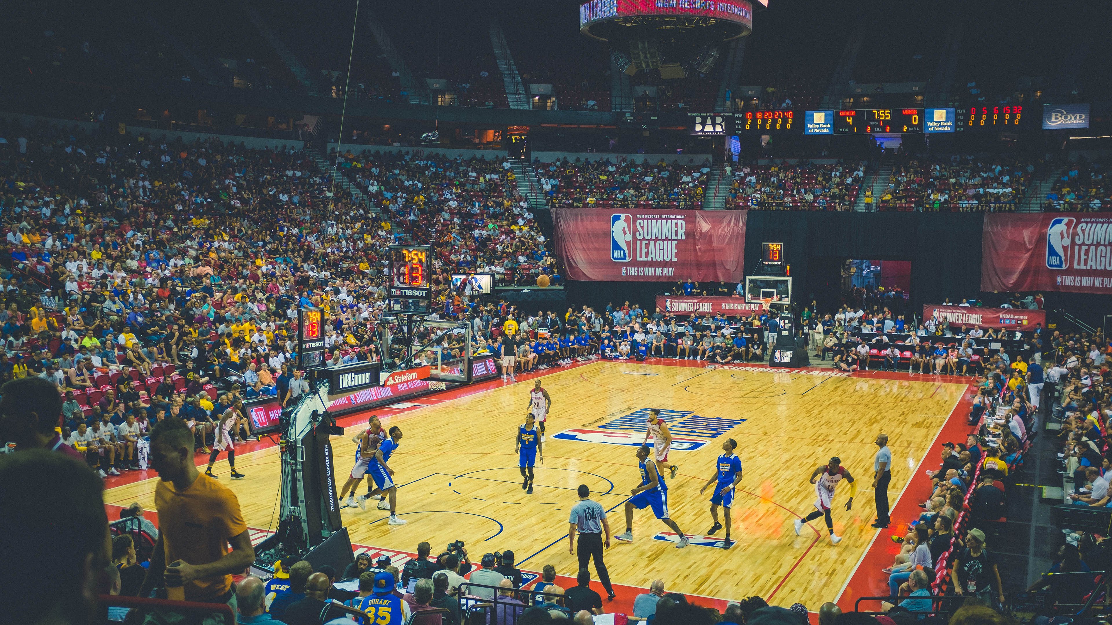 波斯铁骑对阵东欧雄鹰，奥利维耶一锤定音改写历史