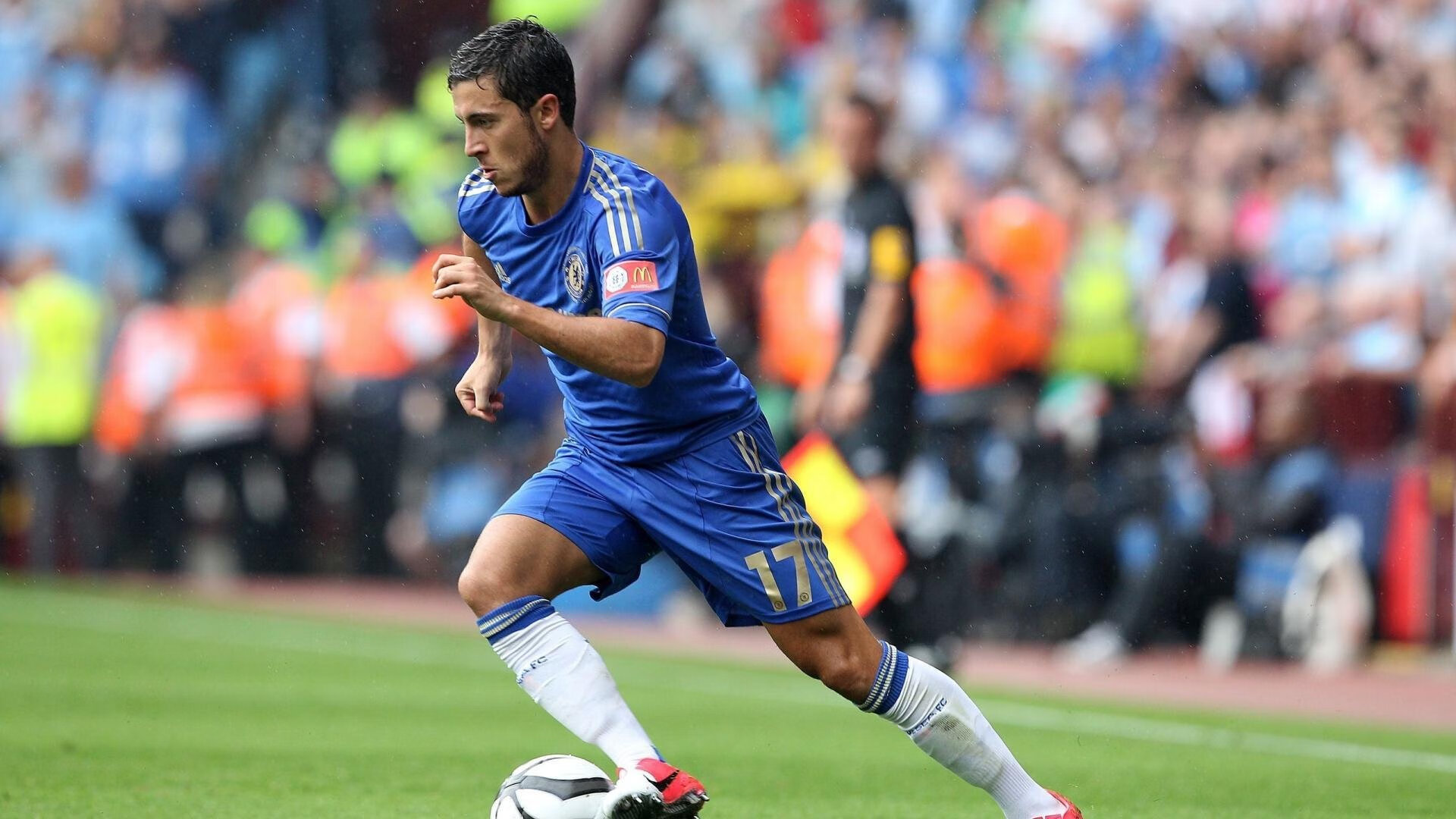 F1引擎与篮球战鼓，当街道赛道遇见广厦争冠之路